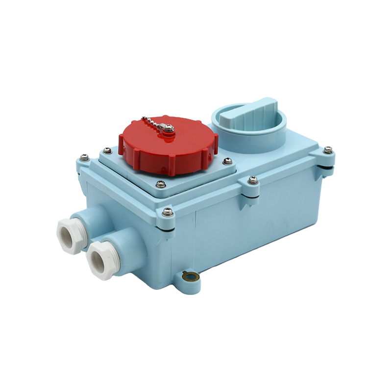 เต้ารับกันน้ำสำหรับเดินทะเลพร้อมสวิตช์ -792774